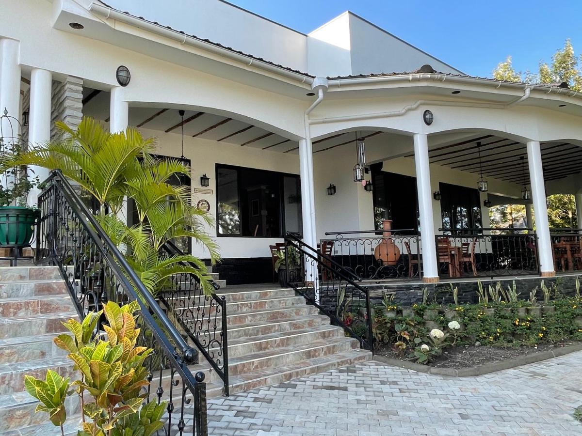 Home Bliss Hotel- Fort Portal Uganda Exterior foto