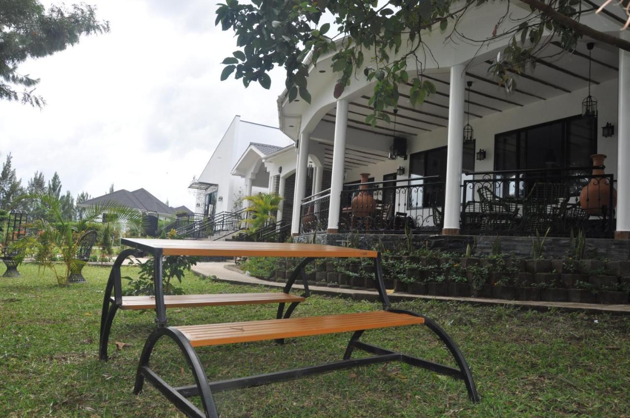 Home Bliss Hotel- Fort Portal Uganda Exterior foto