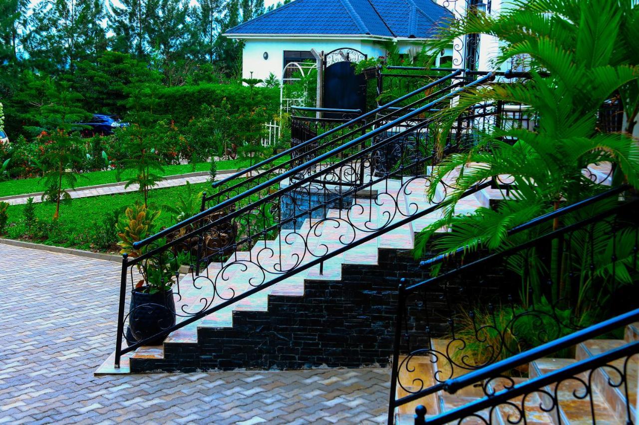 Home Bliss Hotel- Fort Portal Uganda Exterior foto